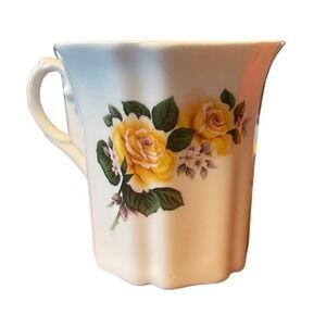 ROYAL GRAFTON FINE BONE CHINA YellowFloral TEA CUP ENGLAND Dainty Scalloped Edge